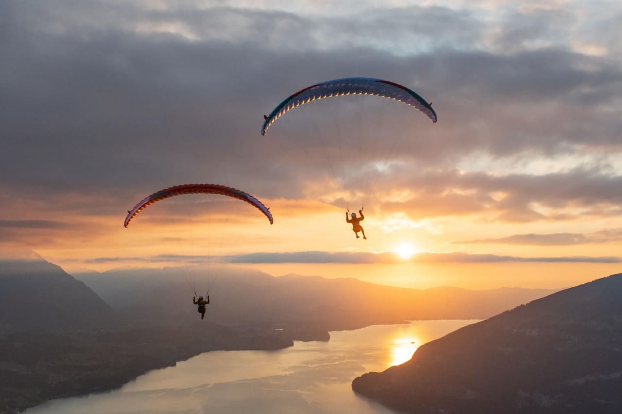Paragliding on night